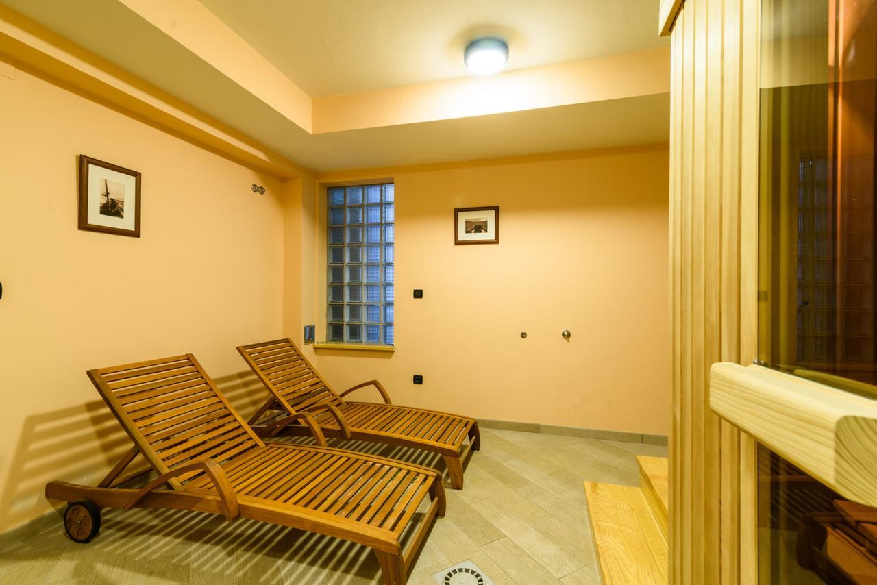Villa Lavandula With Heated Swimming Pool Trogir Exterior foto
