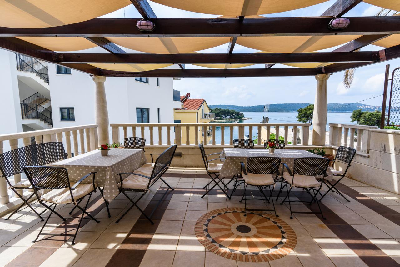 Villa Lavandula With Heated Swimming Pool Trogir Exterior foto
